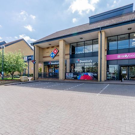 Mk City Center House, Perfect For Families, Groups, Free Parking, Sky Tv, Desk Space Managed By Chique Properties Ltd Milton Keynes Exterior foto